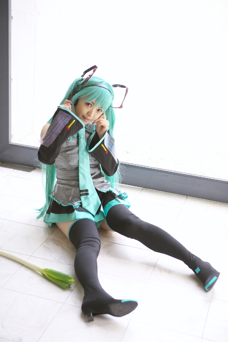 [Cosplay]  Vocaloid - Sexy Hatsune Miku